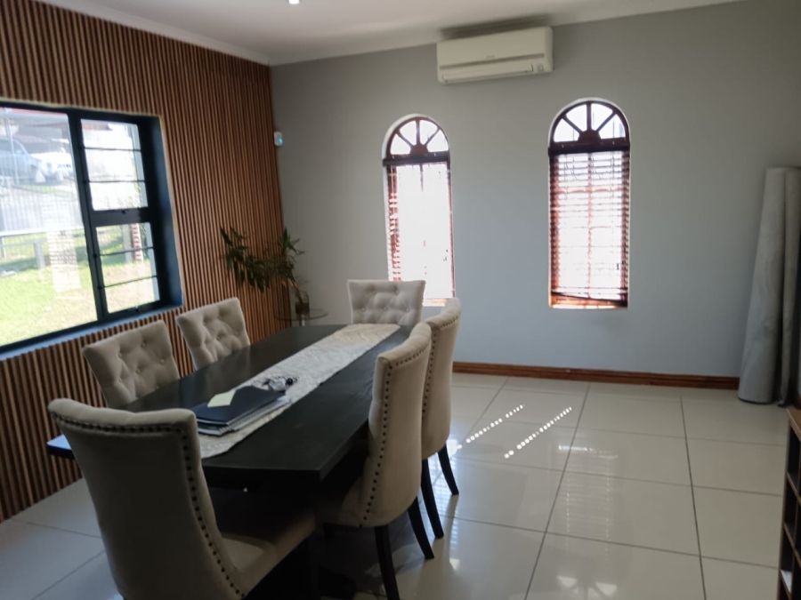 3 Bedroom Property for Sale in Beacon Bay North Eastern Cape